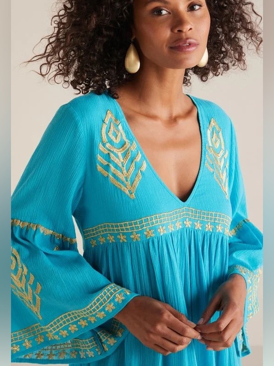 Soft Surroundings Tops - Soft surroundings teal boho too with gold embroidery